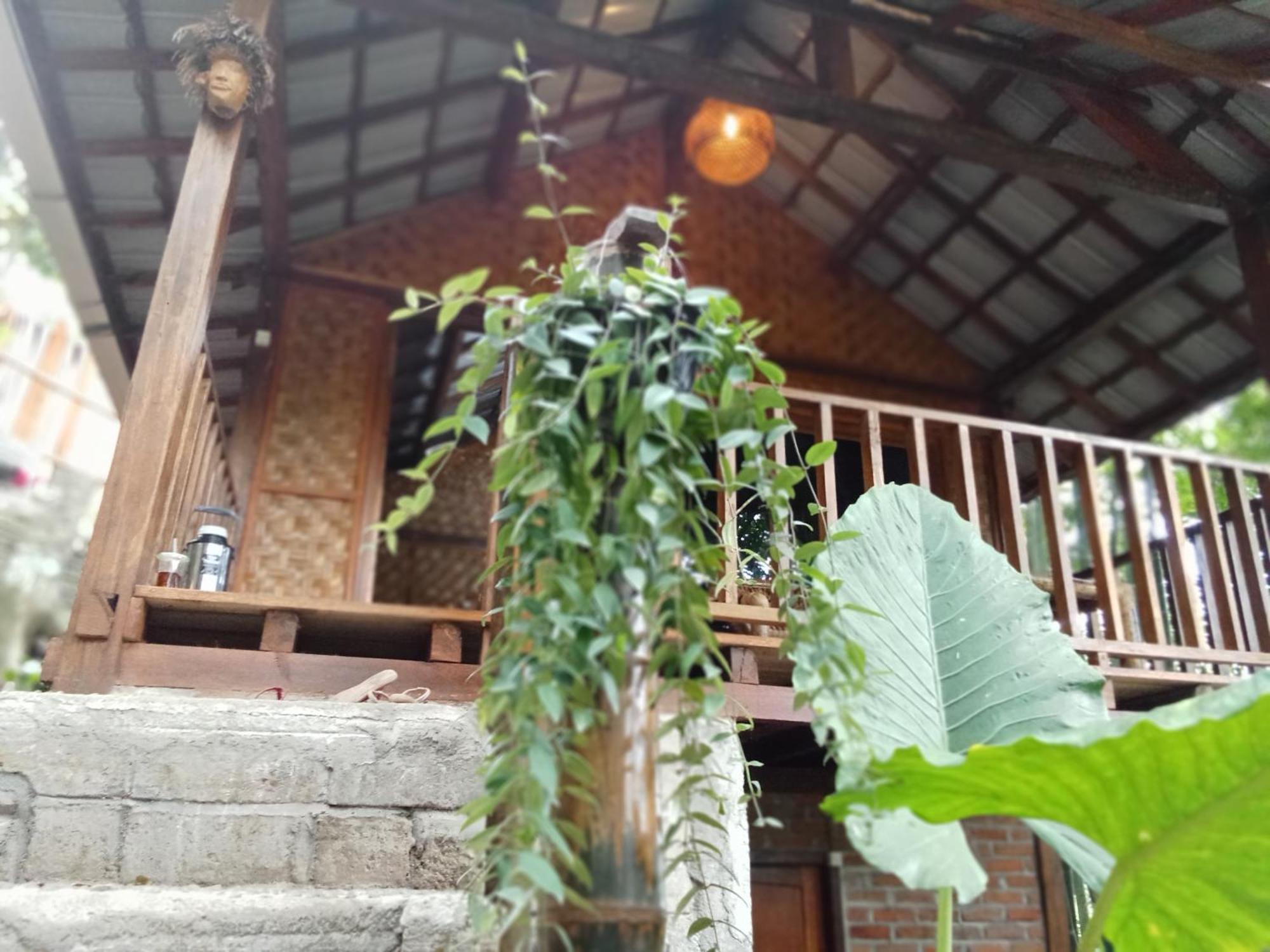 Jonny'S Places Tetebatu Bagian luar foto